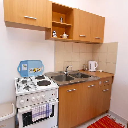 Apartment Davor 996